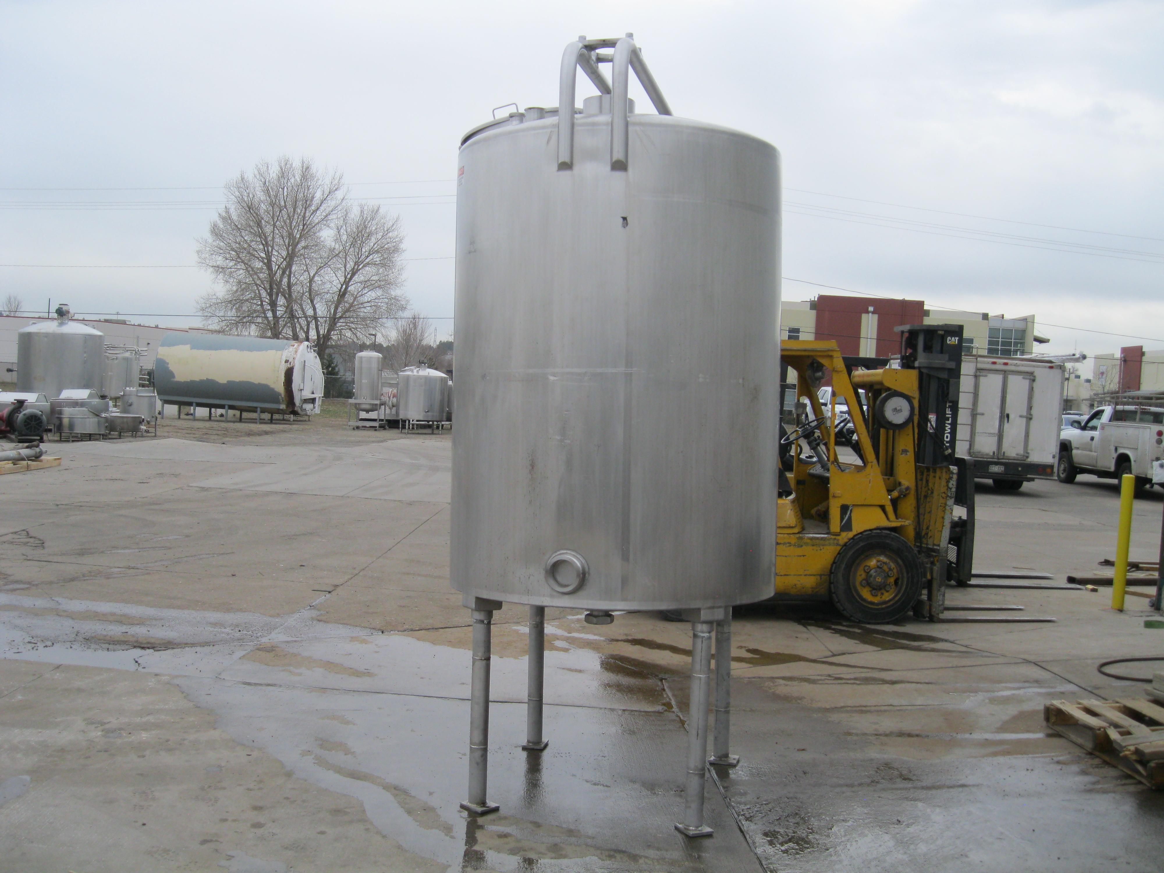 Usado 720 GALLON MIX TANK.  WALKER MODEL 86531-316LSS SERIAL 782