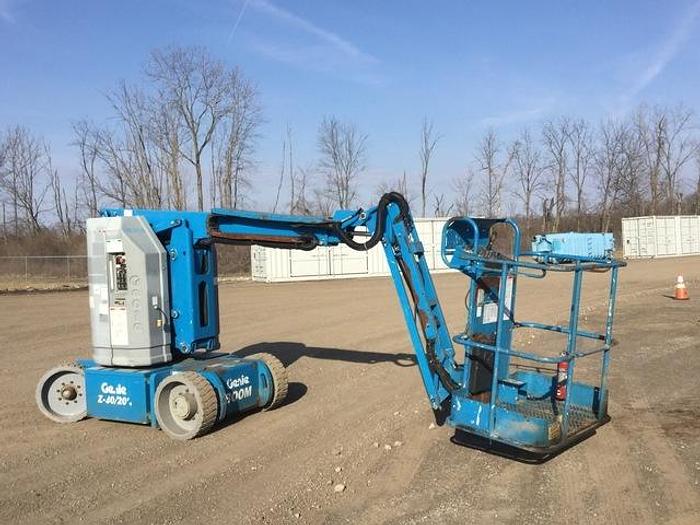 Used 2011 GENIE Z30/20N DC 2WD ARTICULATED BOOM LIFT
