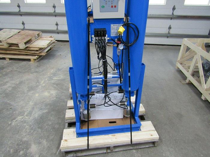 Air-Max 10hp.3 ph.Rotary Screw air Compressor W/desiccant dryer 12 year warranty