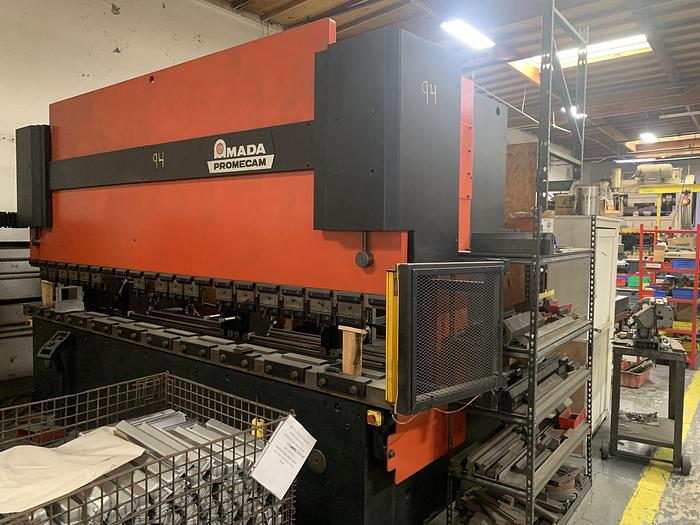 Used 1995 138 Ton Amada HFB-1254/4 CNC Brake