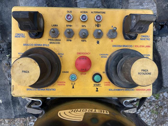 Usato 2008 TAKEUCHI TB250