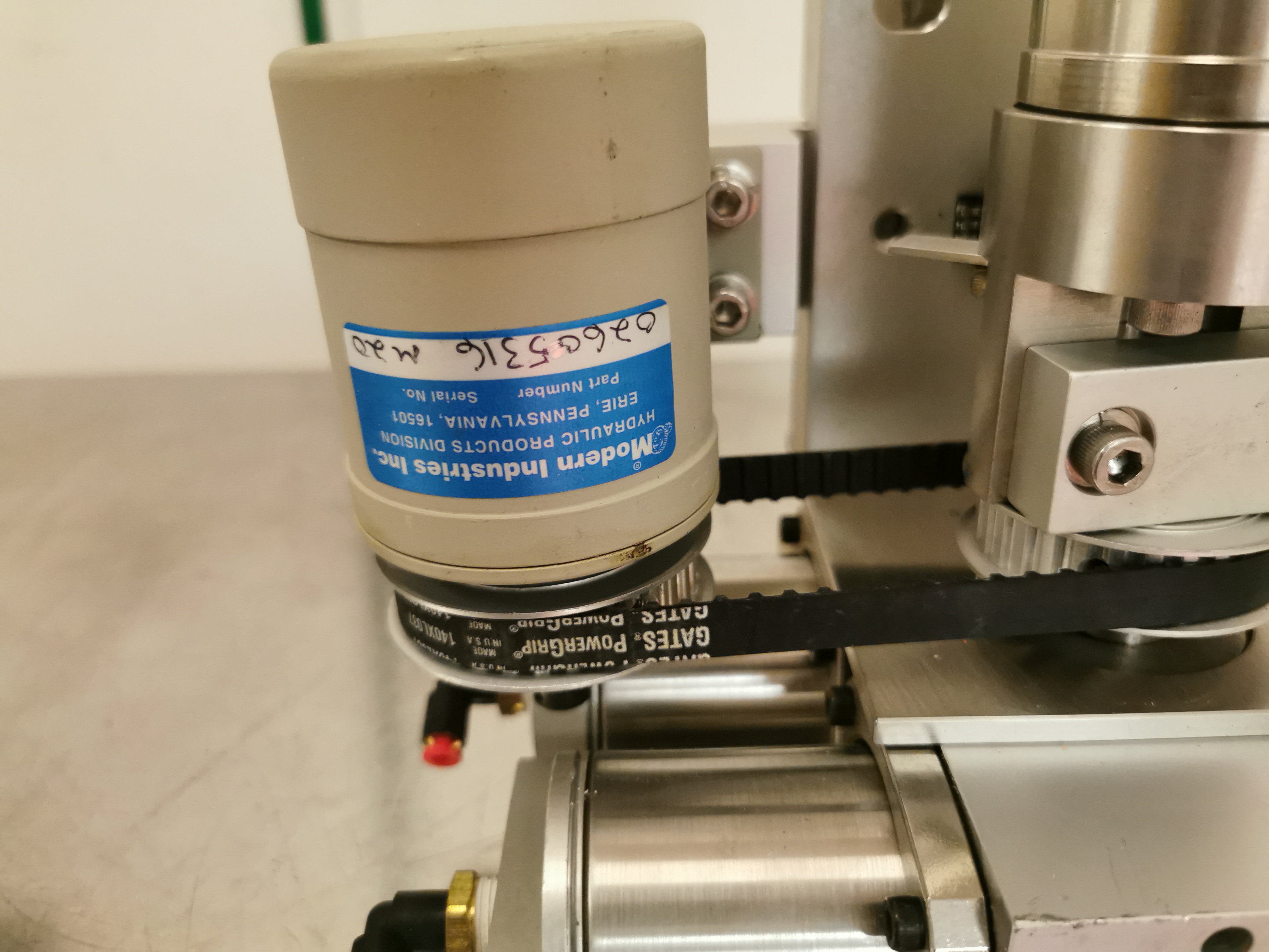 Used LOCD LOCK DOOR ACTUATOR LEFT ASSY