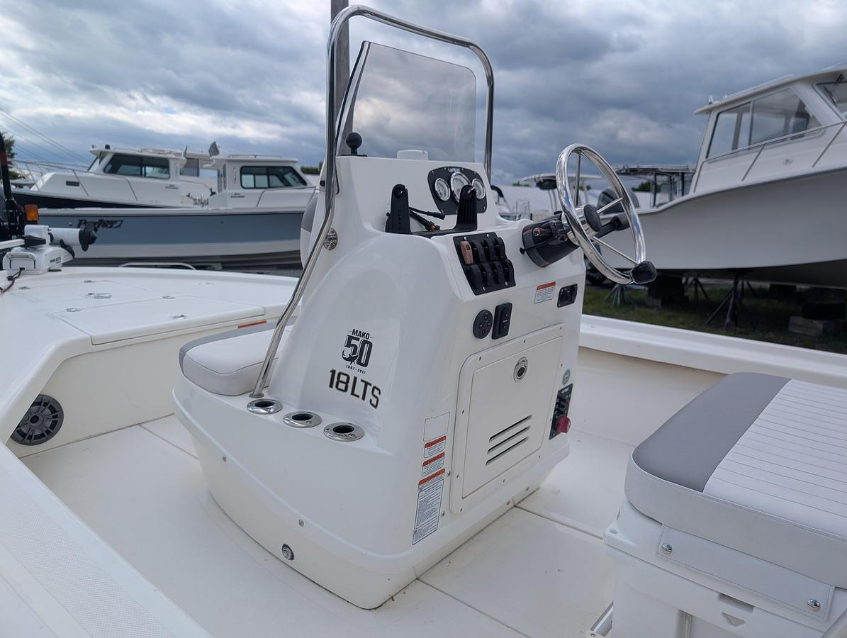 Used Mako 18LTS