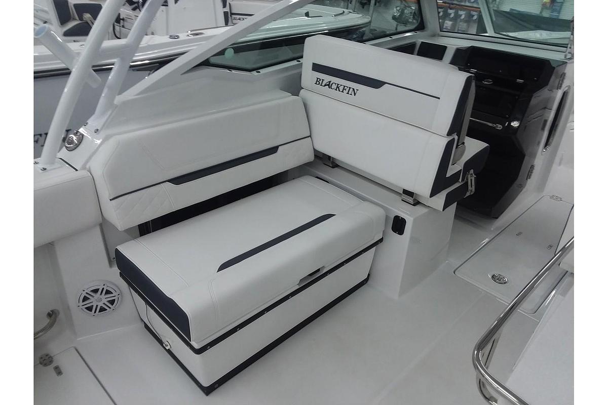 2024 Blackfin Boats 272 Dual Console