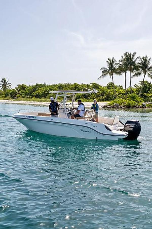 2027 Bayliner Trophy 22CX