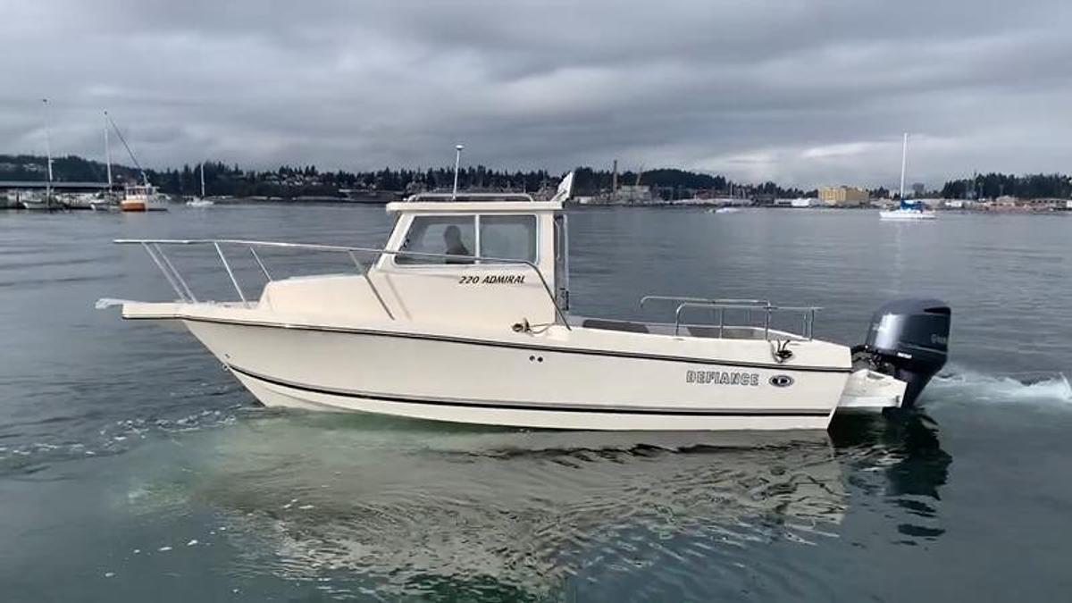 2027 Defiance 220 Admiral EX