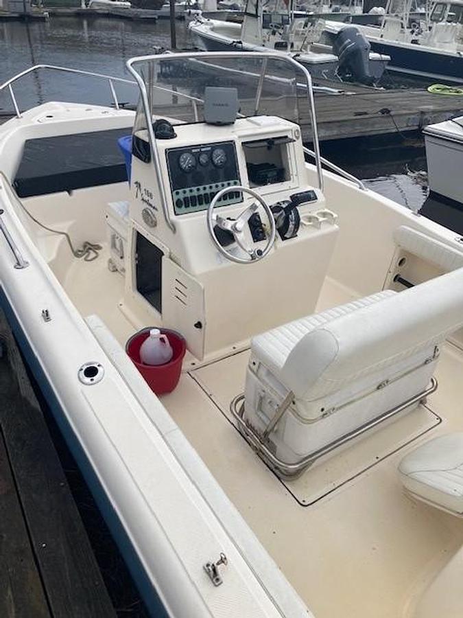 Used 2004 Key West Sportsman 186 CC