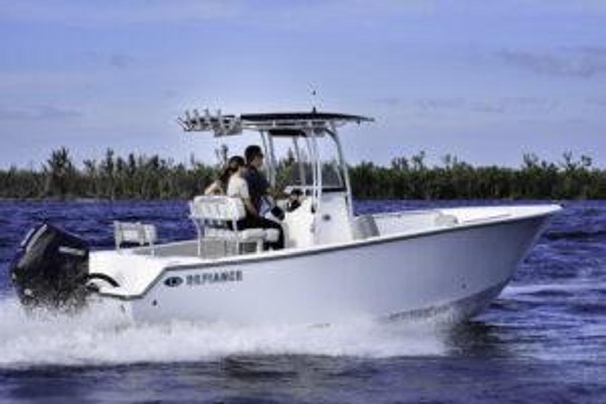 2027 Defiance 240 Catalina