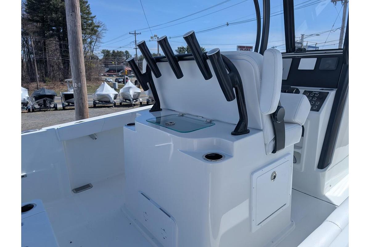 2025 Parker Offshore 2200 Center Console