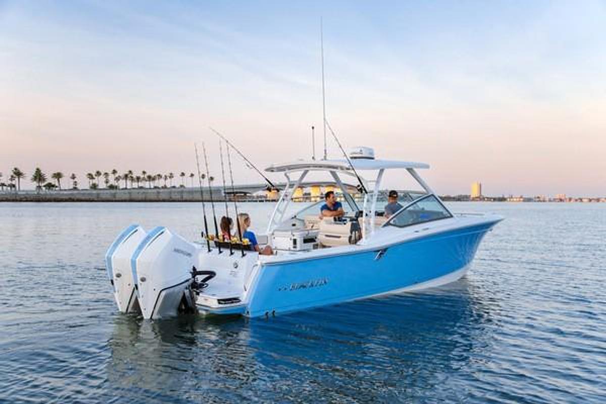 2024 Blackfin Boats 302 Dual Console