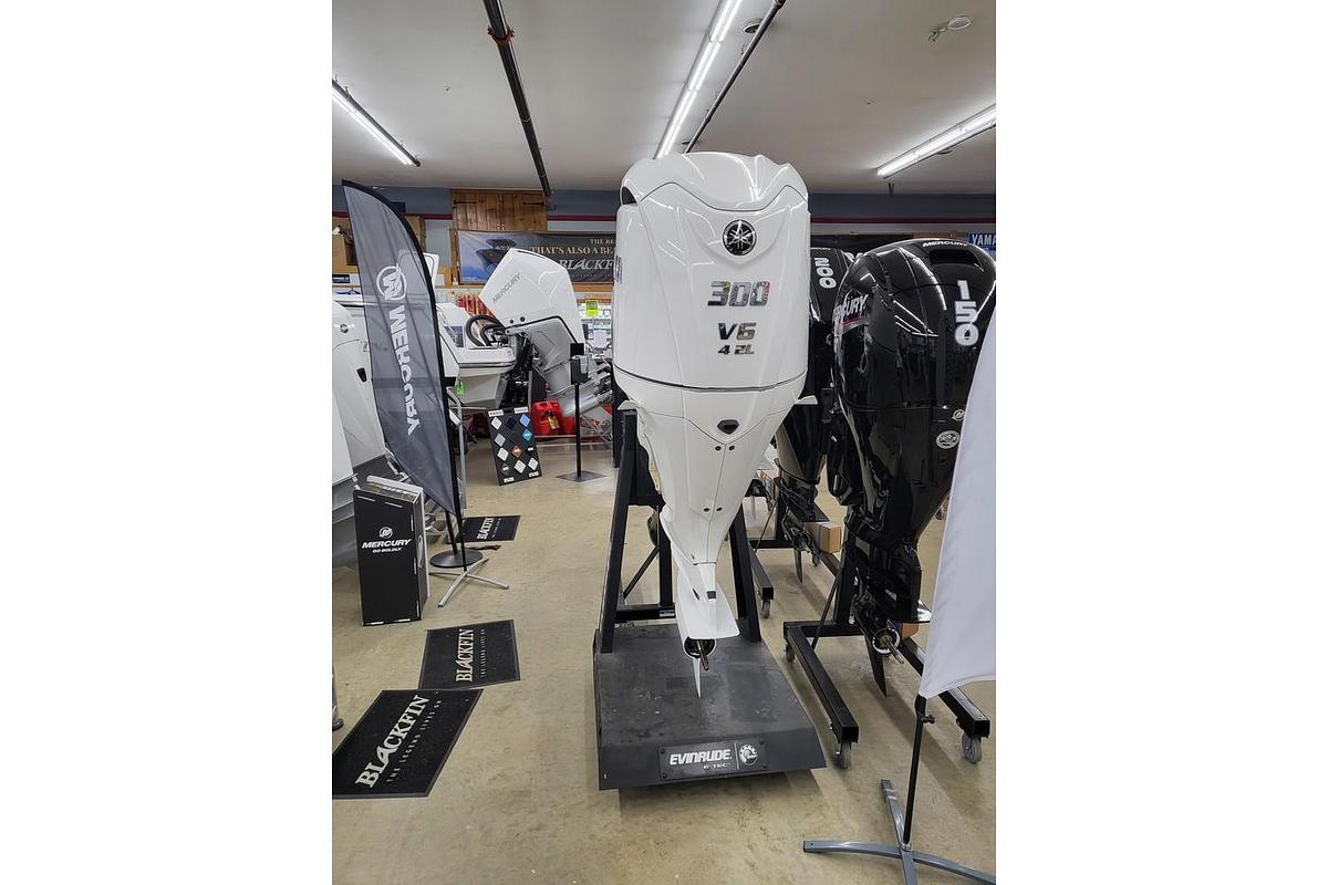 Used 2022 Yamaha F300XSB