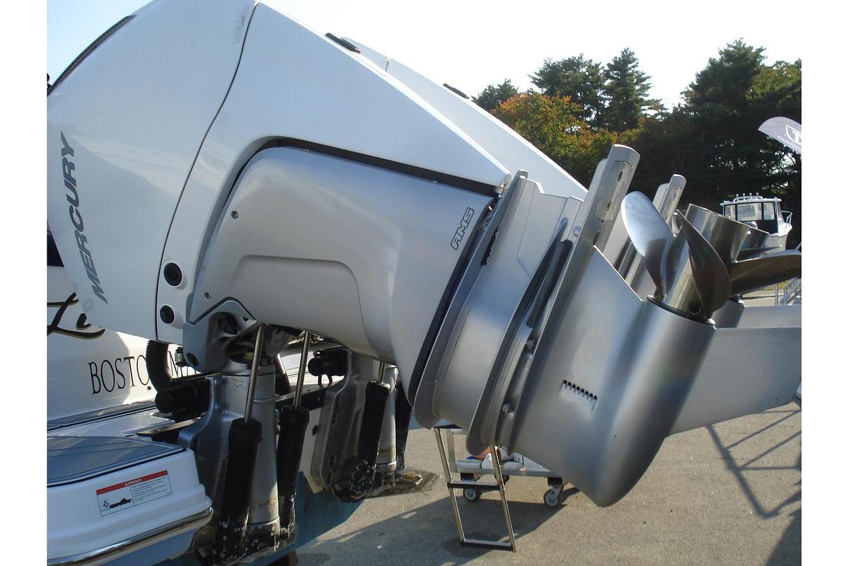 Used 2022 Blackfin Boats 272 DC