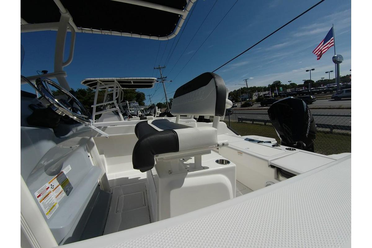 2024 Bayliner Trophy 22 CC