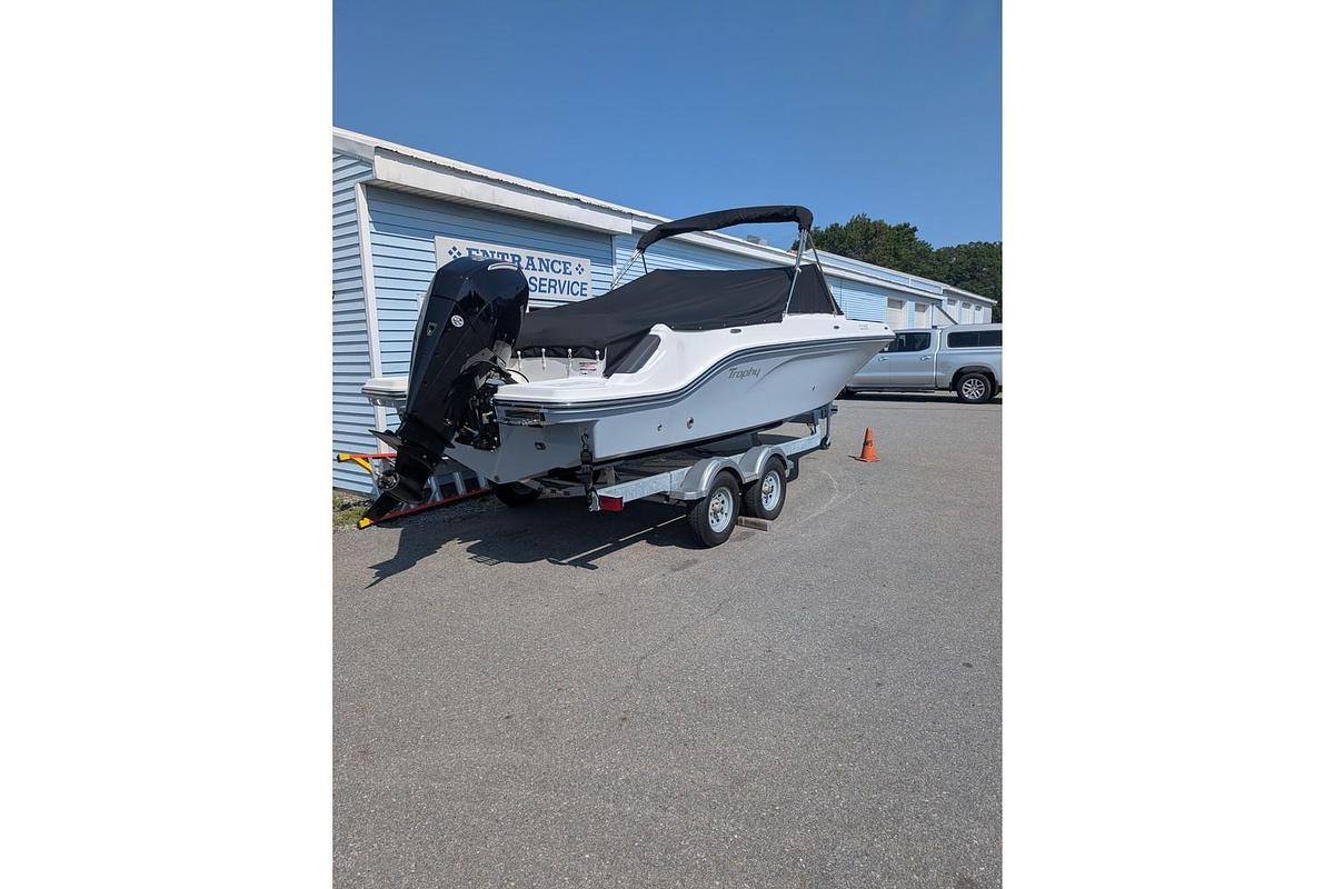 2025 Bayliner Trophy T22SC