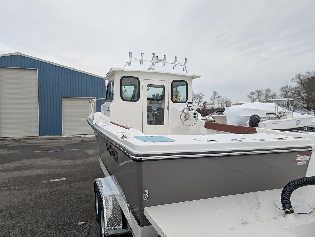 2026 Parker Offshore 227 Explorer