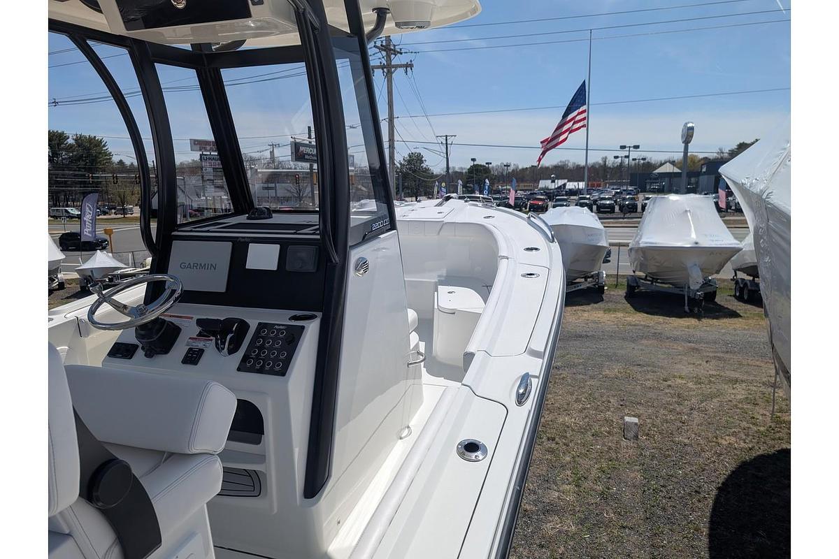 2025 Parker Offshore 2200 Center Console