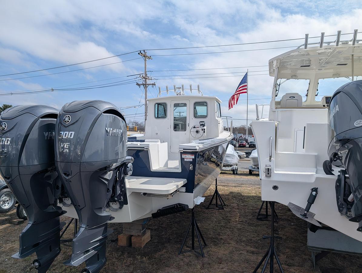 2026 Parker Offshore 287 Explorer