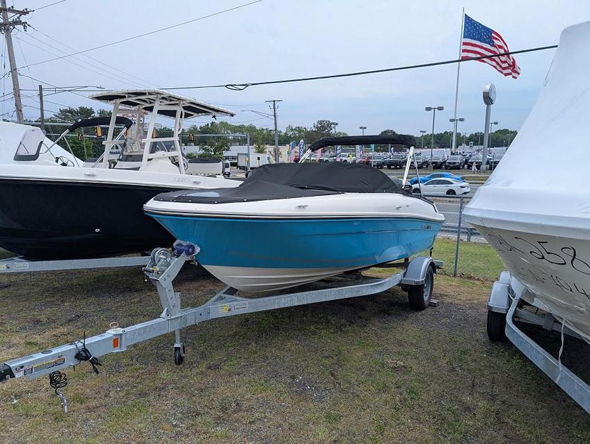 2025 Bayliner VR4 OB