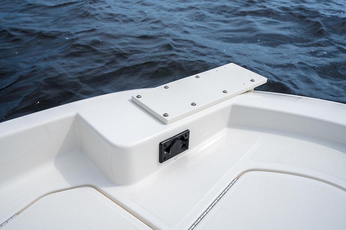 2026 Bayliner Trophy T18 CC Limited Edition