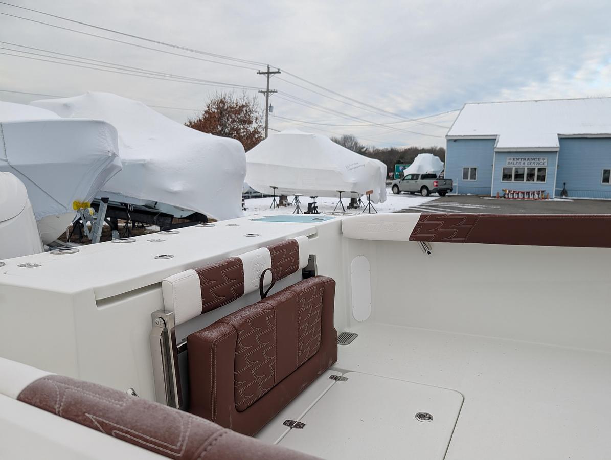 2026 Parker Offshore 227 Explorer