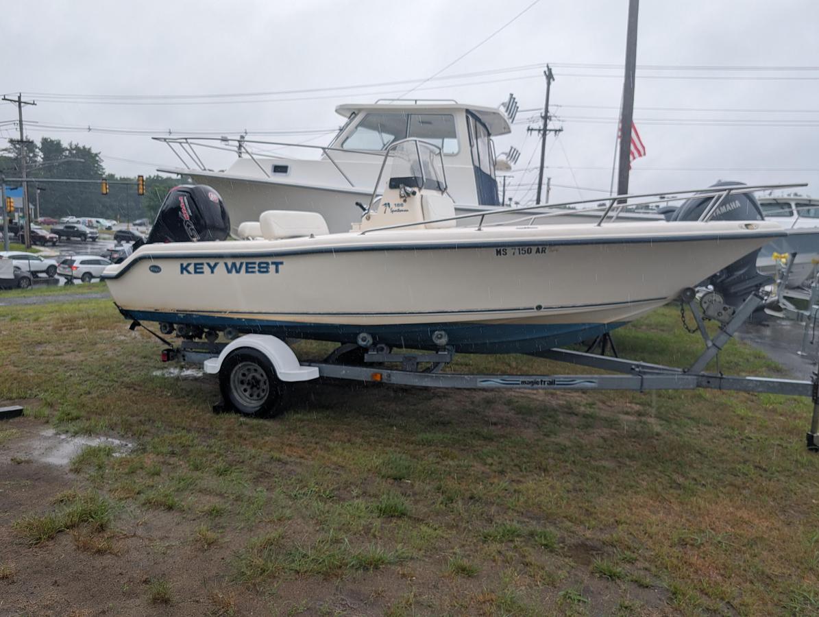 Used 2004 Key West Sportsman 186 CC