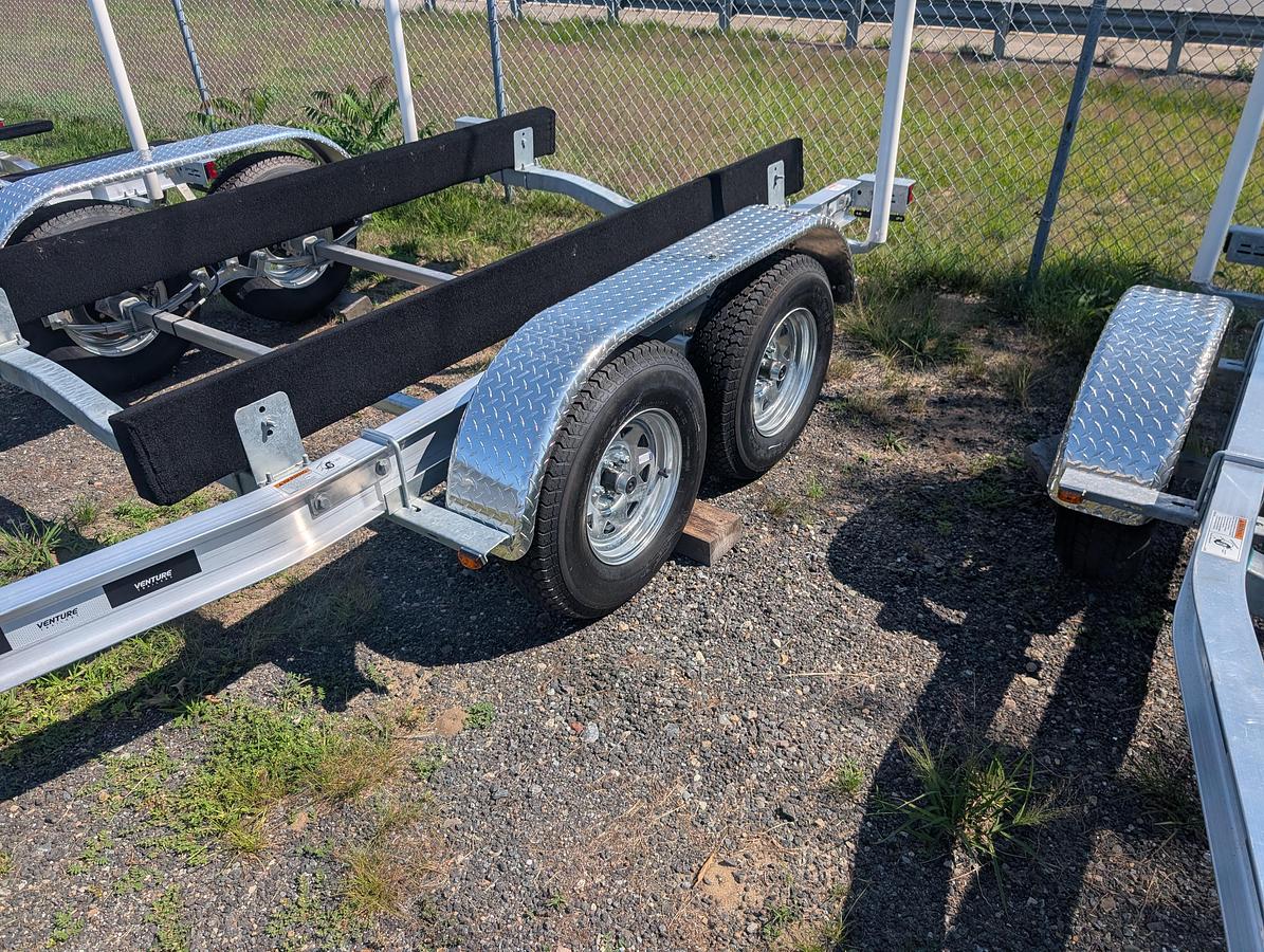 2027 Venture VATB-5400
