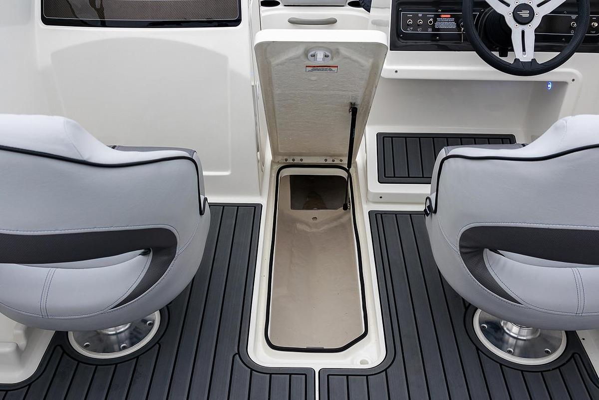 2026 Bayliner VR4 OB