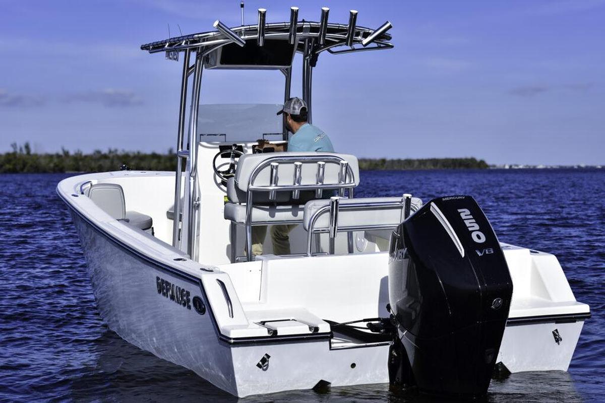 2027 Defiance 240 Catalina