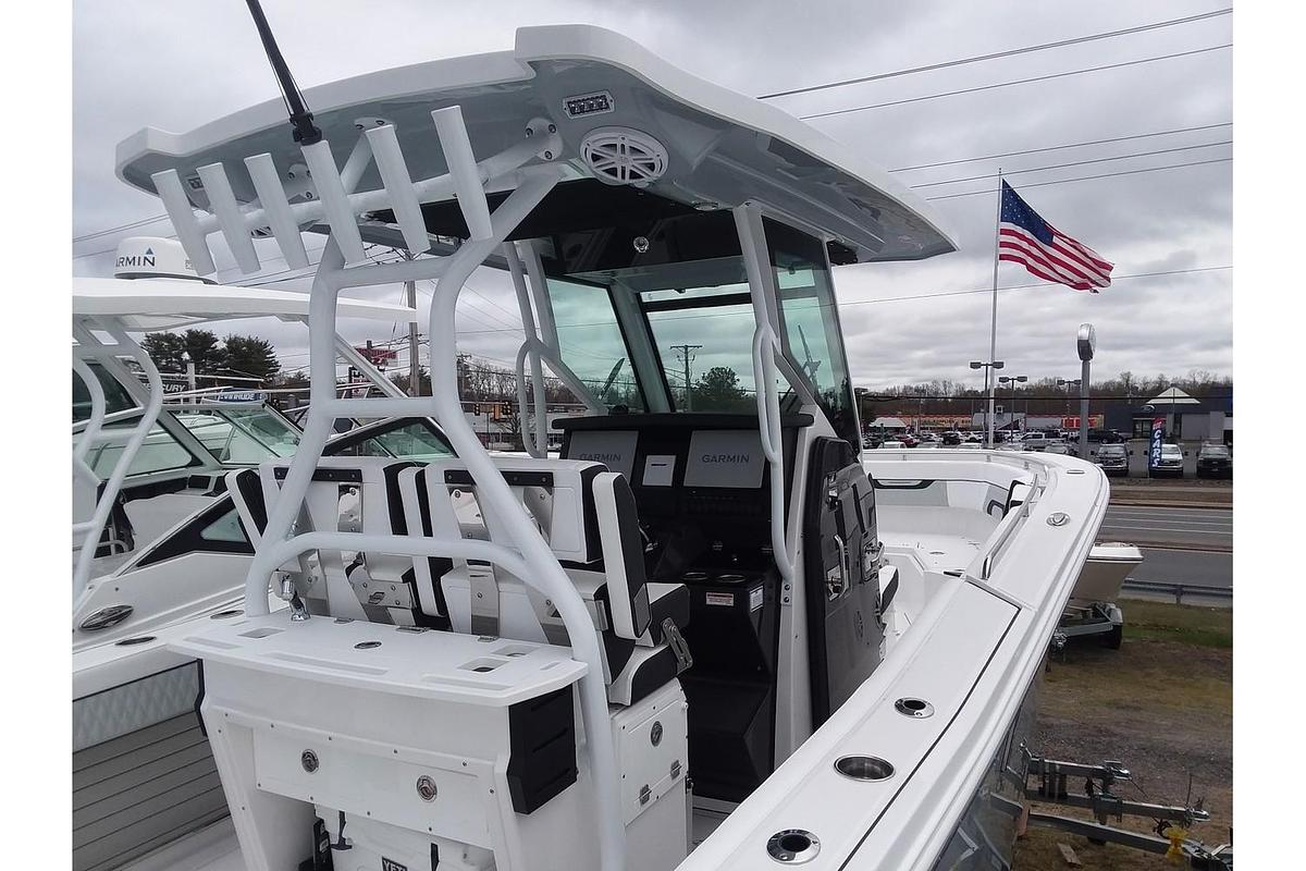 2024 Blackfin Boats 272 Center Console