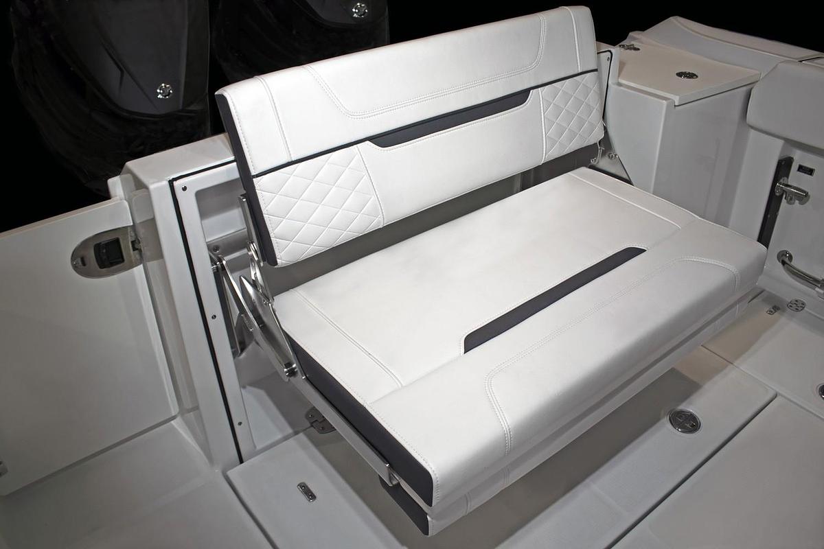 2024 Blackfin Boats 252 Center Console