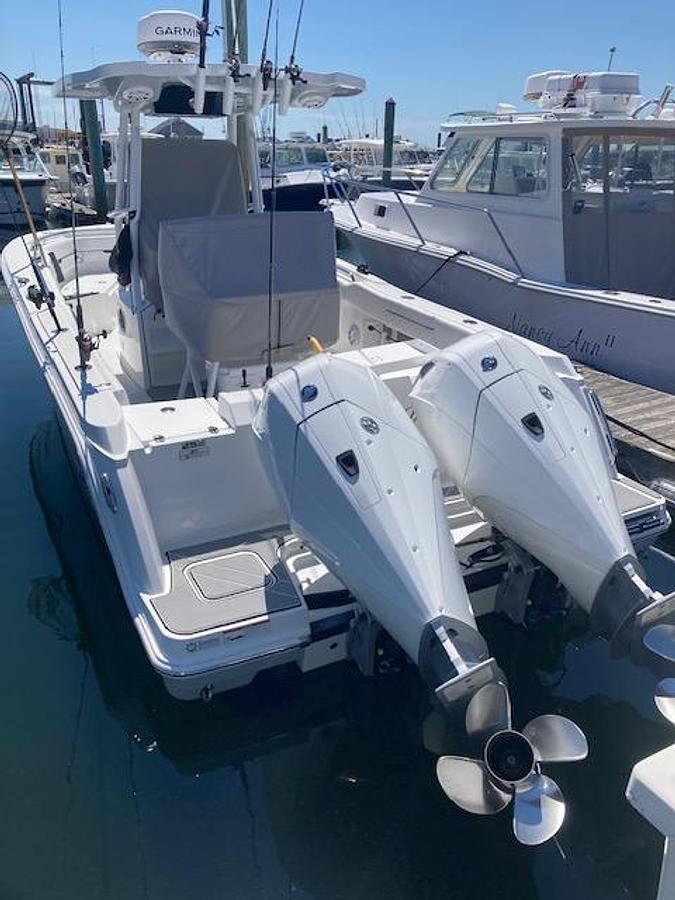Used 2021 Blackfin 252 cc