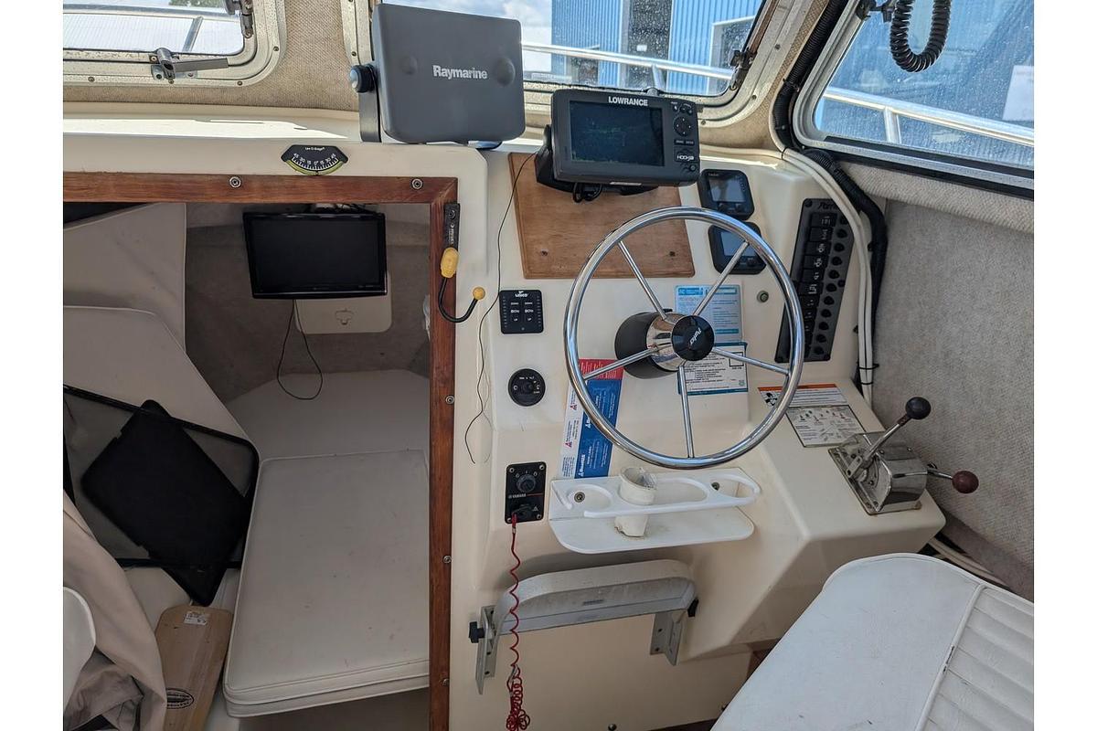 Used 2006 Parker 2520SL SC