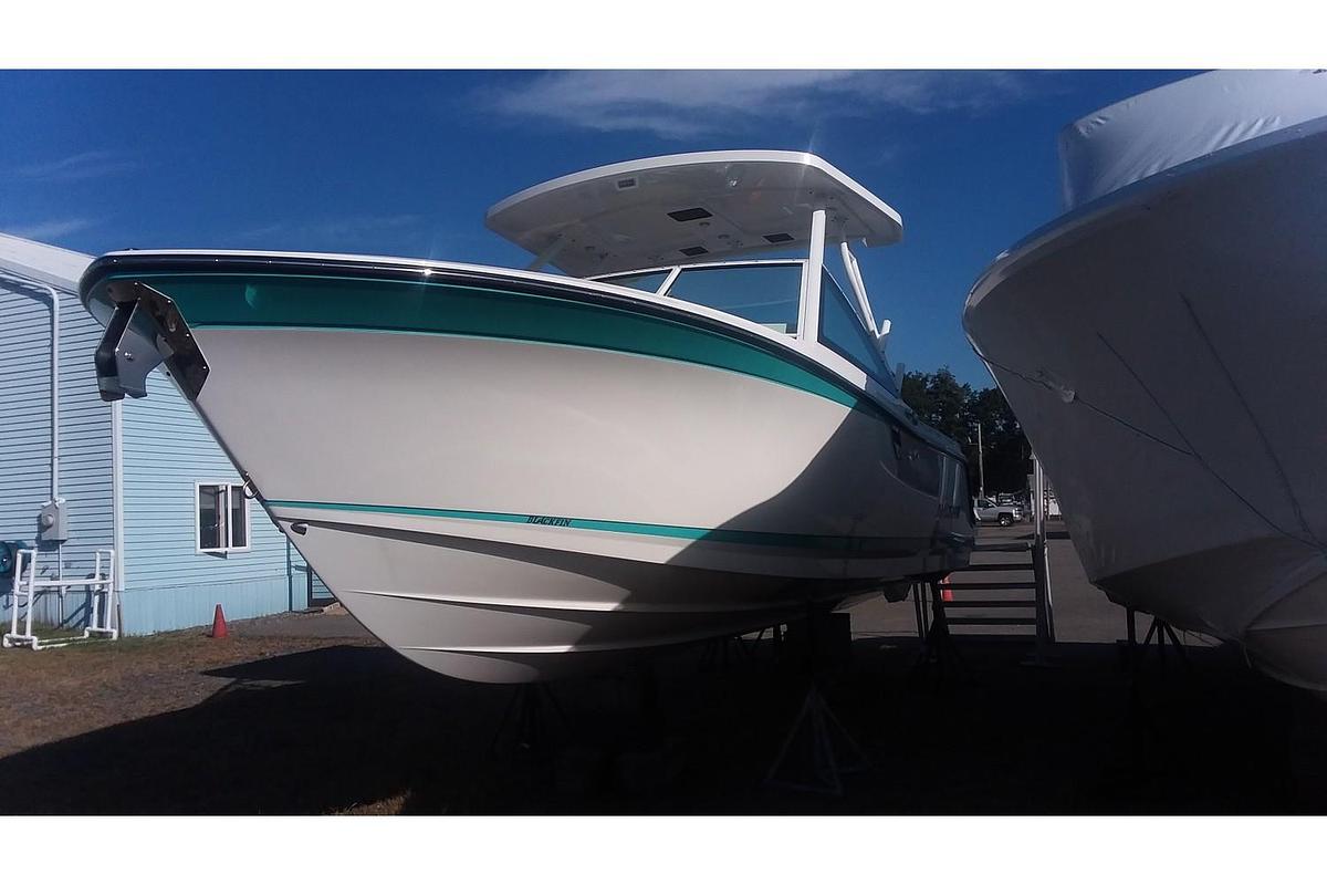 2024 Blackfin Boats 252 Dual Console