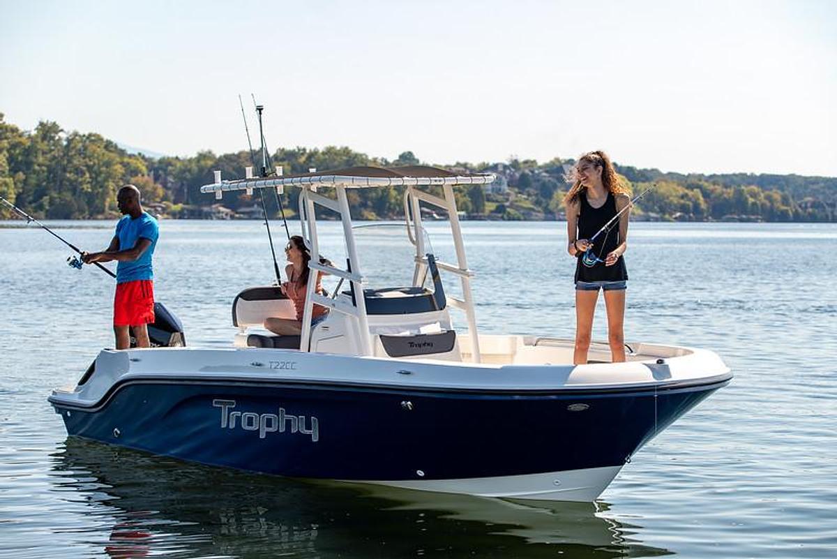 2027 Bayliner Trophy 22CX