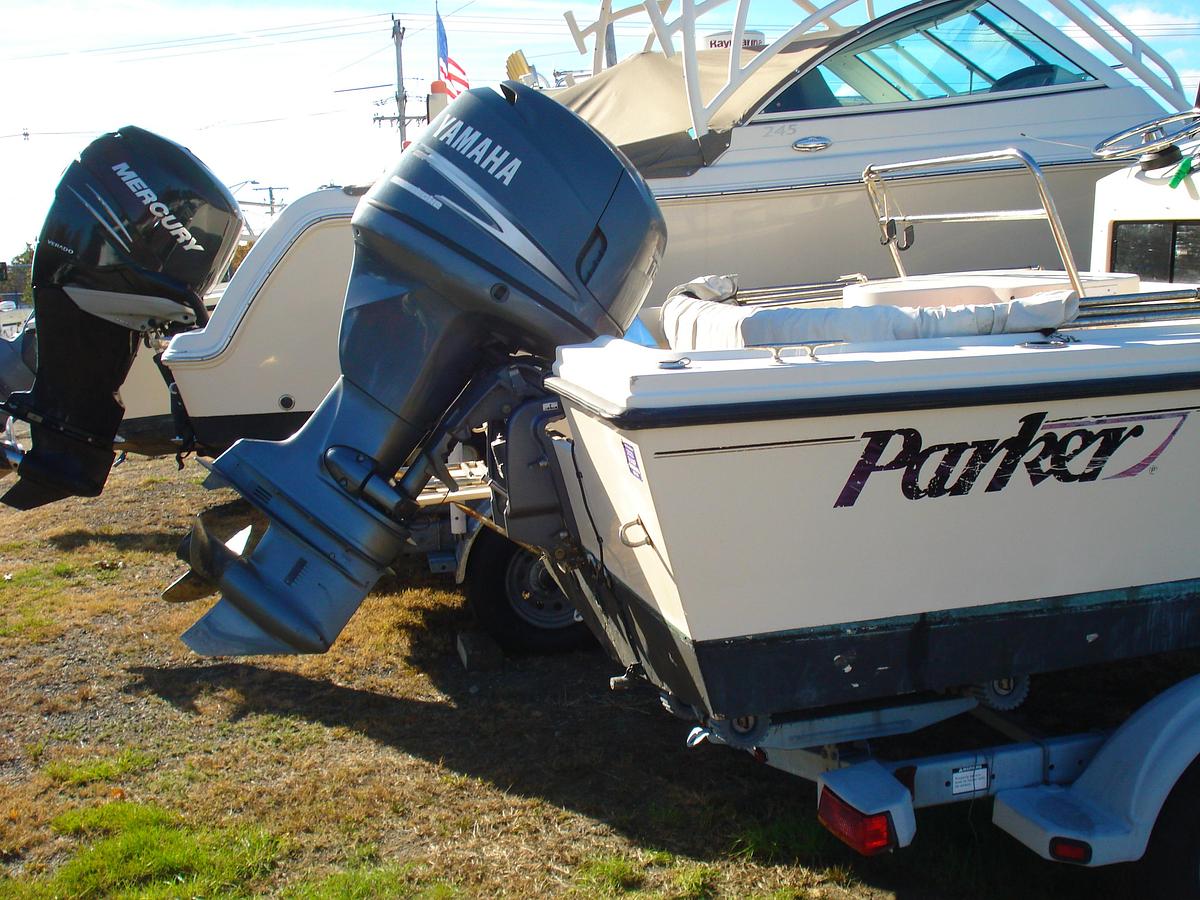 Used 2003 Parker 18 SE with Yamaha F115 , EZ Loader trailer