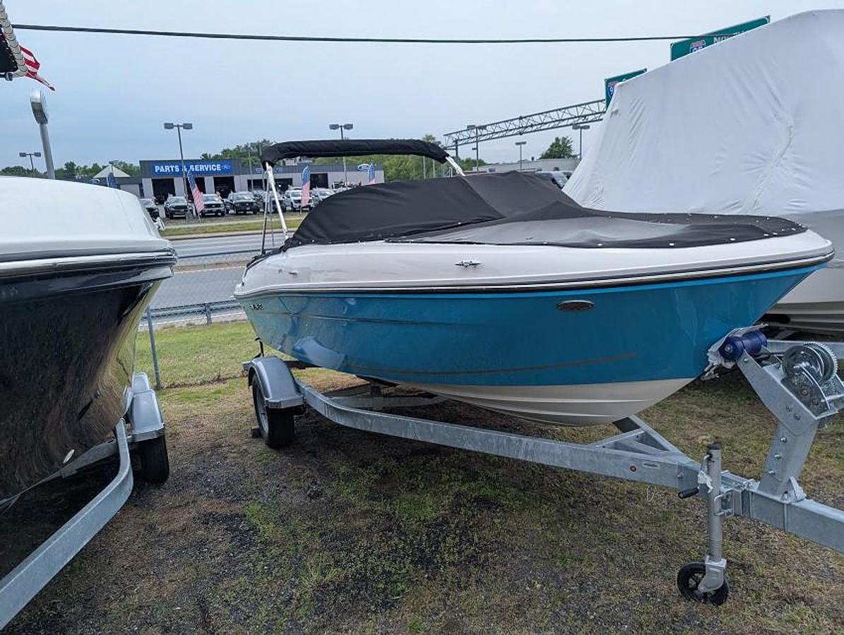 2025 Bayliner VR4 OB