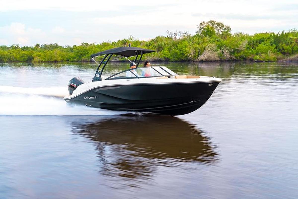 2027 Bayliner V20