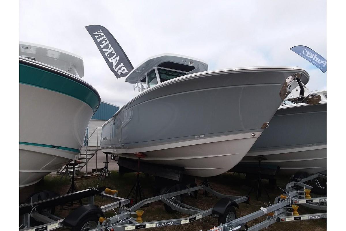 2024 Blackfin Boats 272 Center Console