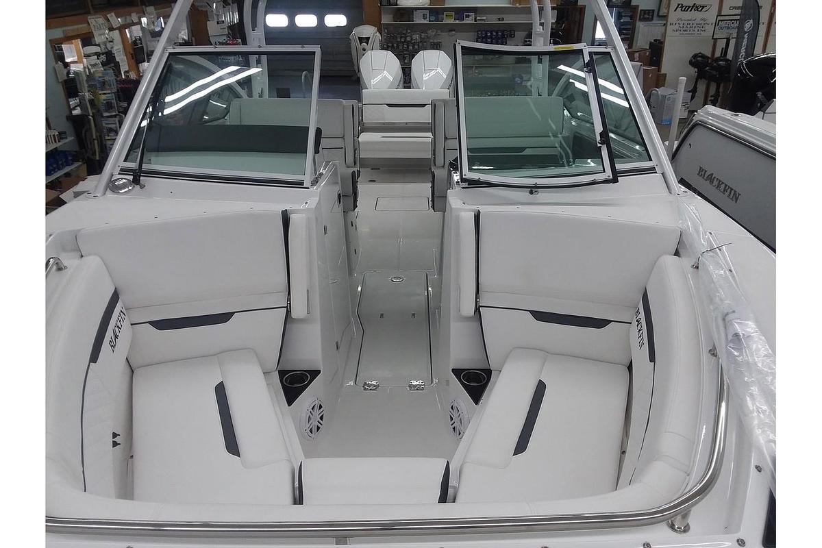2024 Blackfin Boats 272 Dual Console