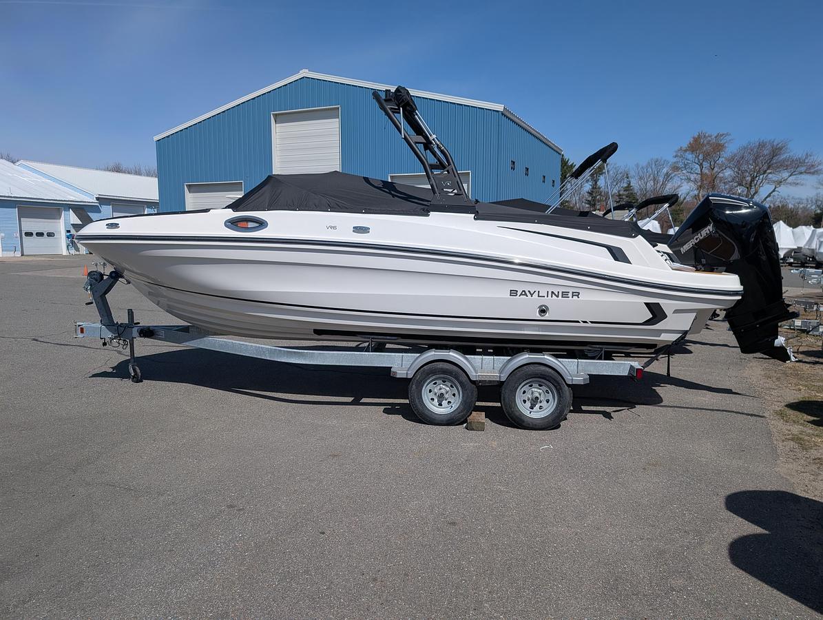 2026 Bayliner VR6 OB