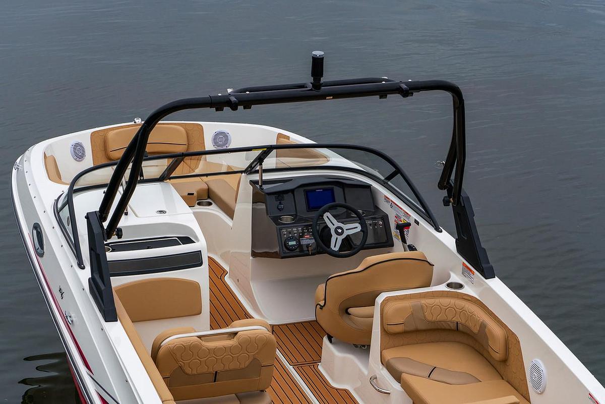 2026 Bayliner VR6 OB