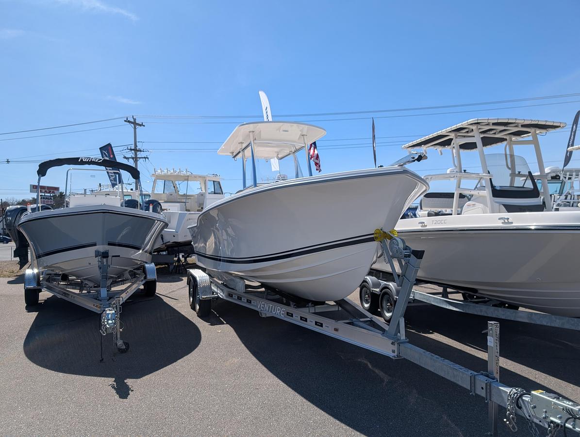 2025 Northcoast Boats 230 Center Console