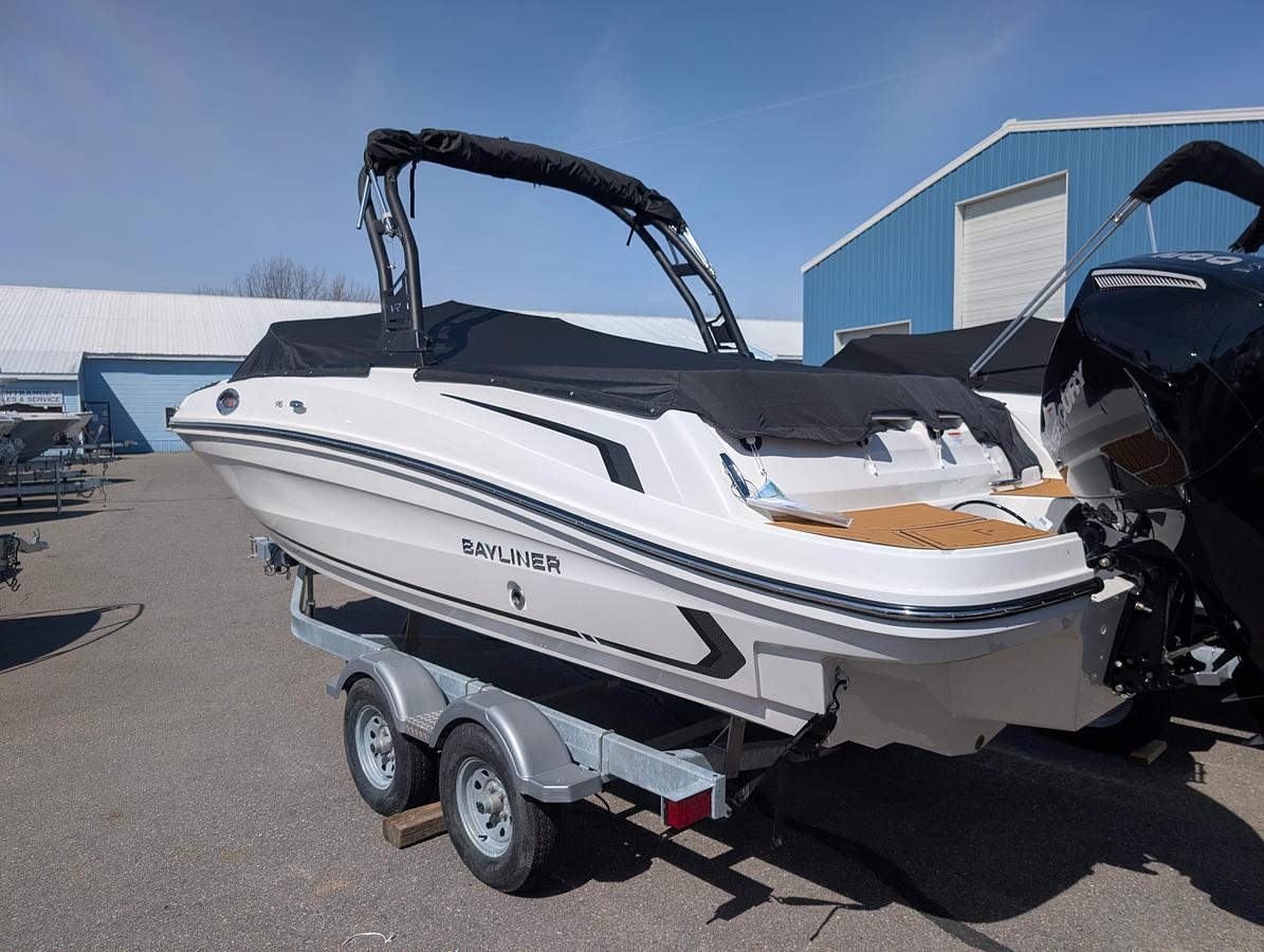 2026 Bayliner VR6 OB