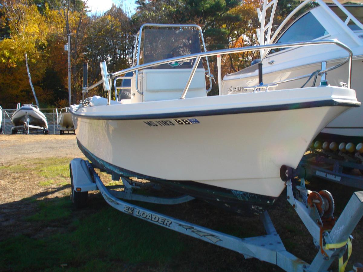 Used 2003 Parker 18 SE with Yamaha F115 , EZ Loader trailer