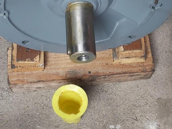 Elektromotor mit Flansch, IE2-WE1R 132SX2 TPM HW, 7,5 KW, 2925 rpm, VEM, neu -65%