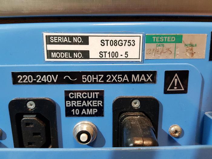 Gebraucht Valleylab Force FX-8CS Elektrochirurgische Diathermieeinheit mit Fußschalter auf Valleylab Saugwagen