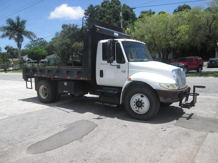 Used 2005 International Dump Truck