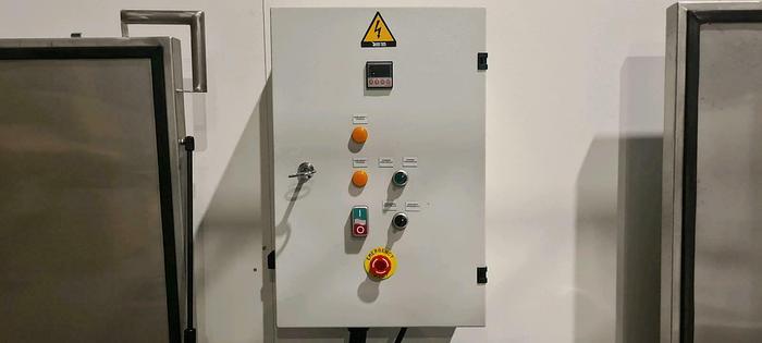 Paint stripping tank