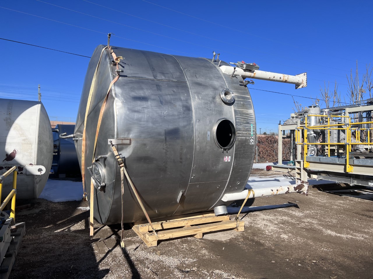 Used 6000 GAL. SINGLE SHELL TANK