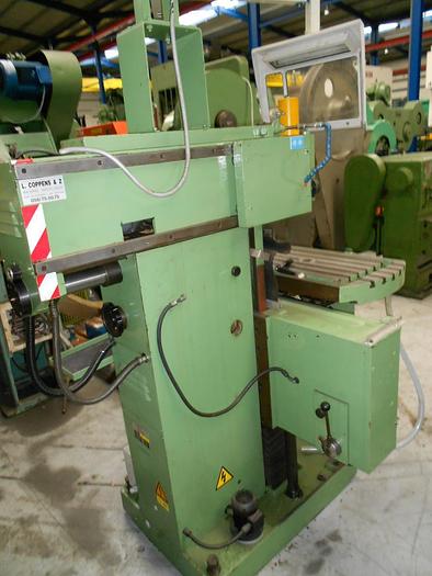 D'occasion FREESMACHINE MAHO MH 700/1100